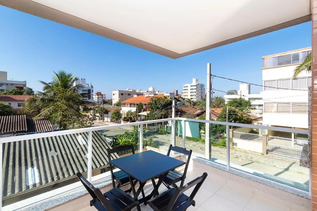 Apartment Aluguel Apartamento 2 Quartos S 1 Suite Bombas Sc Bombinhas Brazil